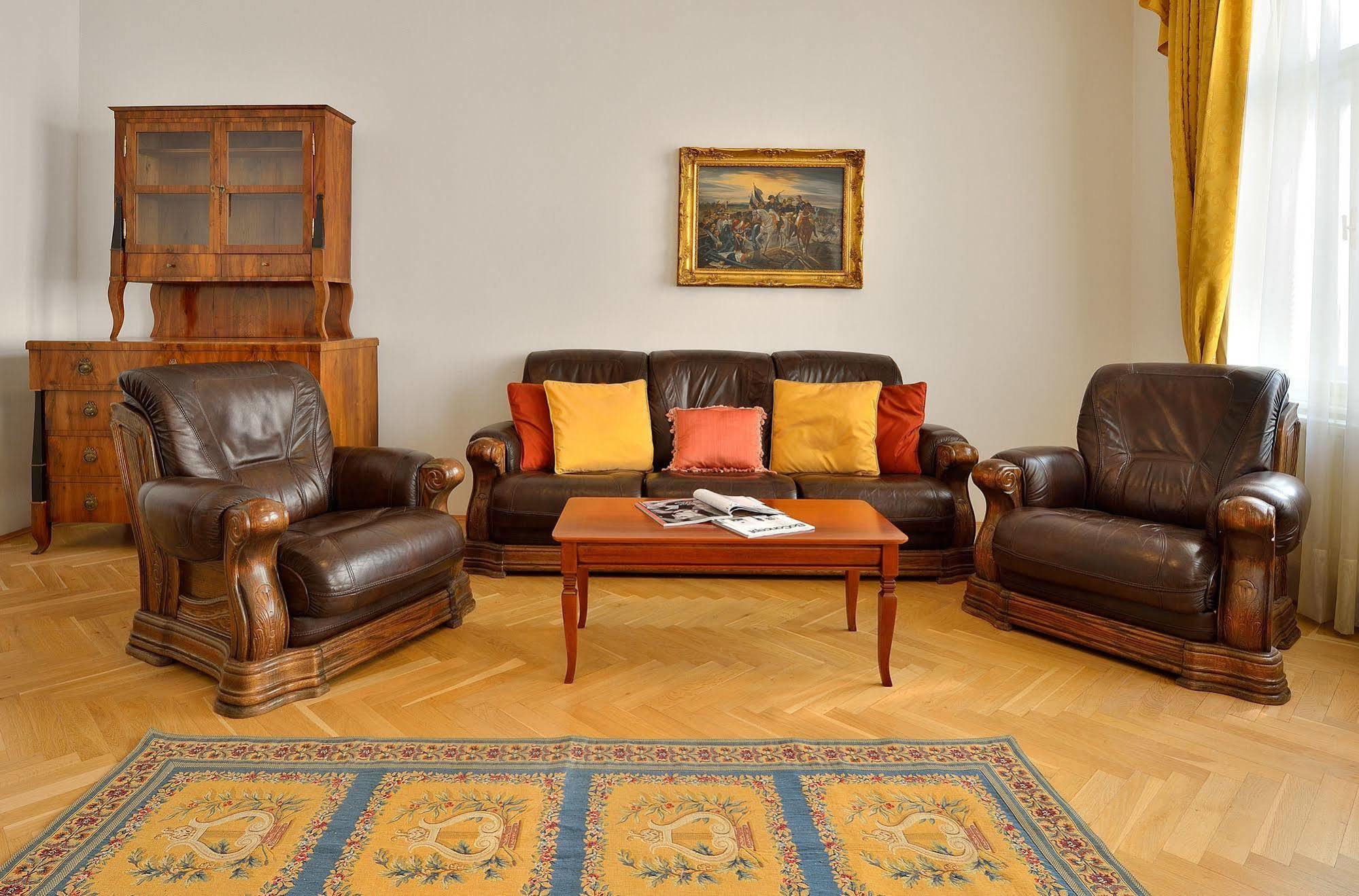 Ambiente Serviced Apartments - Tallerova Bratislava Luaran gambar